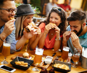 ¿Qué tan dañina es la comida rápida?